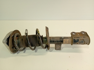 Mercedes Benz A-Class 176 (2012–2018) Front shock absorber A2463209013 - 4