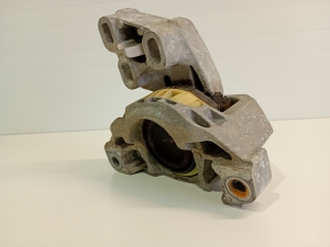 Mercedes Benz A-Class 176 (2012–2018) Engine mount A2462400617 - 3