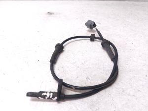 NISSAN X-Trail T32 (2013–2021) ABS-Sensor vorne A2045404605 - 2