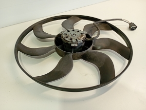 Mercedes Benz A-Class 176 (2012–2018) Kühlerlüftermotor 3136613378 - 2