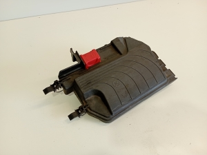 Mercedes Benz A-Class 176 (2012–2018) Front fuse box cover A2465400182 - 6