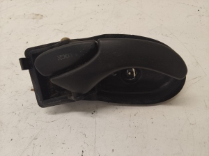 Poignée intérieure d’ouverture de porte avant - YC15V22600AB