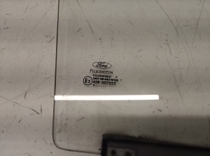 Ford Transit FT (2006–2012) Esiukse klaas 43R007023 - 2