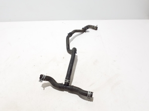 VOLVO EX30 I (2023–2026) Dzesēšanas radiatora šļūtene 8890237974 - 2