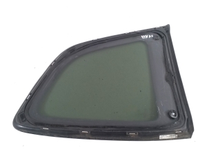 BMW 2 SERIES (F46) (2015–2026) Rear quarter glass 7398757 - 3