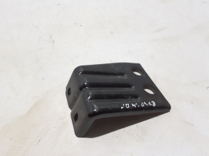 VOLVO EX30 I (2023–2026) Muu kinnitus 8890365141 - 2