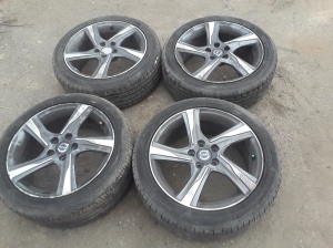 VOLVO V40 (2012–2019) Felgensatz 22545R17 - 2