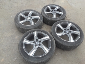 VOLVO V40 (2012–2019) Felgensatz 22545R17 - 3