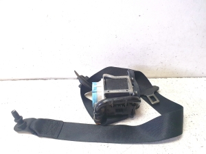 Mercedes Benz GLA-Class 156 (2013–2019) Front seat belt 307494599228AP - 4