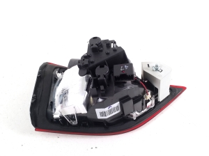 BMW 2 SERIES (F46) (2015–2026) Tagatuli tagaluugil 7491352 - 4