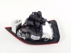 BMW 2 SERIES (F46) (2015–2026) Tagatuli tagaluugil 7491351 - 5