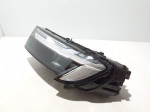 AUDI Q7 (2015–2026) Esituli 4M0941085D - 2