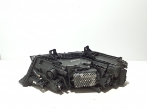 AUDI Q7 (2015–2026) Esituli 4M0941085D - 6