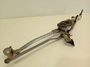 Mercedes Benz E-Class W207 (2009–2017) Windshield wiper mechanism and its parts A2048201140 - 3