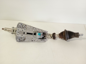 Mercedes Benz E-Class W207 (2009–2017) Lenkspindel A2044604516 - 8