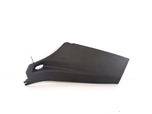 Interior trim of the rear strut - 7323665