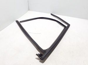 AUDI Q2 (2016–2026) Rear side door seal on the door 81A839440B - 2