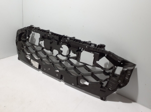 AUDI Q8 (2018–2026) Halter Kühlergrill 4M8807233K - 3
