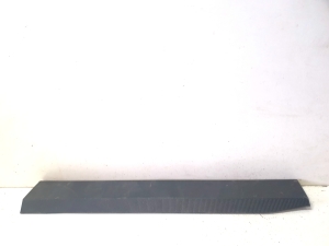 VOLVO EX30 I (2023–2026) Front door molding 80001699 - 6