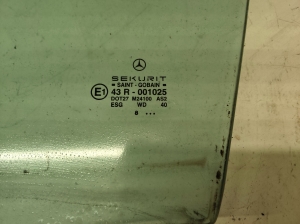 Mercedes Benz E-Class W210 (1995–2002) Esiukse klaas 43R001025 - 2