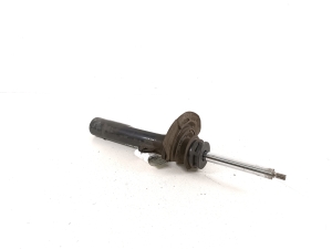 BMW 2 SERIES (F46) (2015–2026) Eesmine amortisaator 6887333 - 3