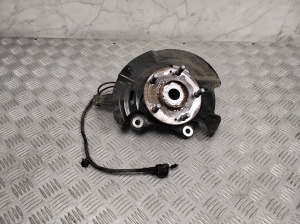 Hyundai IONIQ (2016–2026) Front wheel hub - 2
