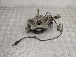 Hyundai IONIQ (2016–2026) Front wheel hub - 3