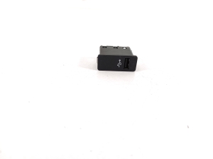 USB port - 6820397