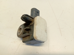   Airbagsensor  - A1668210151 