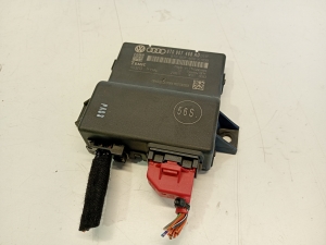   Steuergerät  - 8T0907468AD 