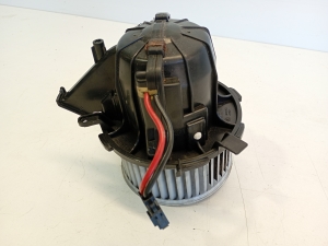 Moteur de ventilateur d’habitacle - U0854003