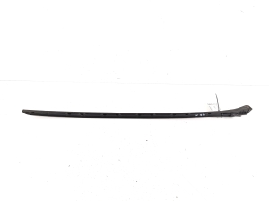 BMW 2 SERIES (F46) (2015–2026) Windshield pillar outer molding 7331507 - 2