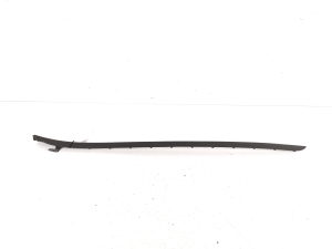 Windshield pillar outer molding - 7331507