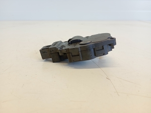 AUDI Q5 (2008–2017) Salongi soojenduse klapi mootor 410475520 - 5