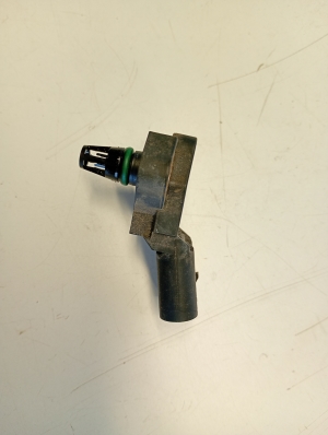 AUDI Q5 (2008–2017) Ansaugluftdrucksensor 0281002977 - 3