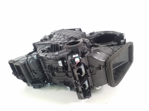 Tesla Model Y Y (2020–2026) Heater and its parts 149471410I - 4