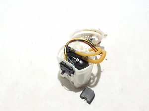 Mercedes Benz GLA-Class H247 (2019–2026) Kütusepump paagis A2474705300 - 2