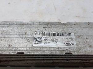 AUDI Q5 (2017–2026) Vahejahuti radiaator 8W0145805AD - 2
