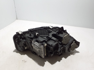 BMW 5 SERIES G30 (2016–2026) Esituli 8082661 - 2