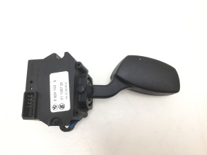 BMW 5 SERIES E60 (2003–2010) Turn signal switch 6924103 - 2