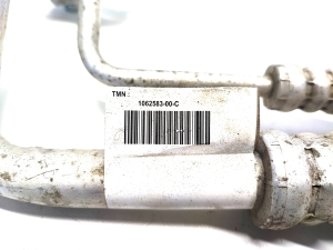 Tesla Model S S (2012–2026) Klimaleitung 1062583-00-C - 3