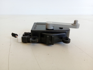 Mazda CX-5 (2017–2026) Heater flap actuator 2131C - 4