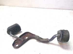 Mercedes Benz E-Class W212 (2009–2015) Schalldämpferhalter A2044921941 - 3