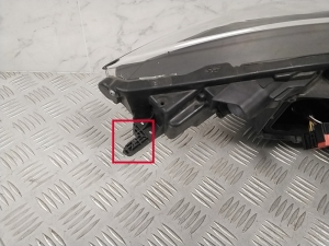 RENAULT Zoe (2012–2026) Headlight 260609388R - 8