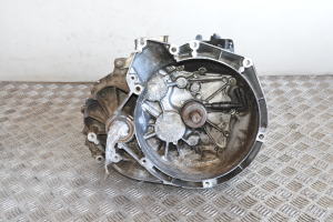 Getriebe - AV6R7002KH