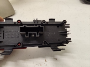 RENAULT Megane II (2002–2009) Hazard light switch 8200095493 - 3