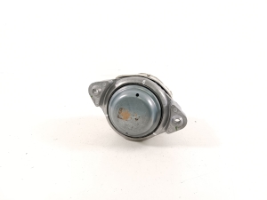 Mercedes Benz GLK-Class 204 (2008–2015) Motorlager A2042401317 - 2