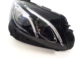 Mercedes Benz E-Class W213 (2017–2026) Esituli A2139068703 - 2
