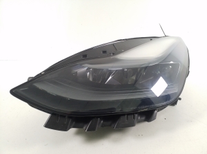 Tesla Model 3 3 (2016–2024) Esituli ja selle osad 151495200D - 8