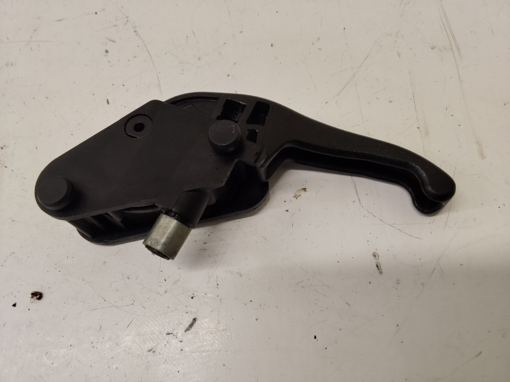 RENAULT Megane II (2002–2009) Hood release handle (interior) PA66GF30 RENAULT Megane II (2002–2009) Hood release handle (interior) PA66GF30